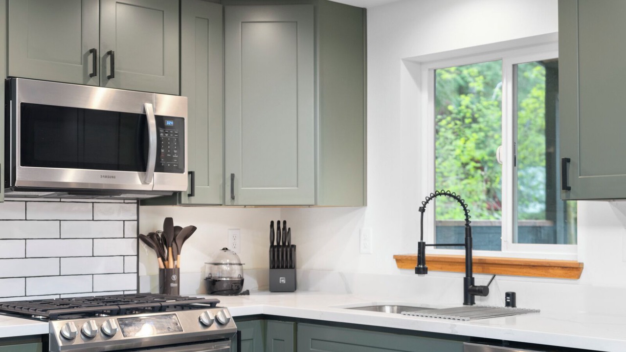 Photo of Kitchen in Nisqually Park