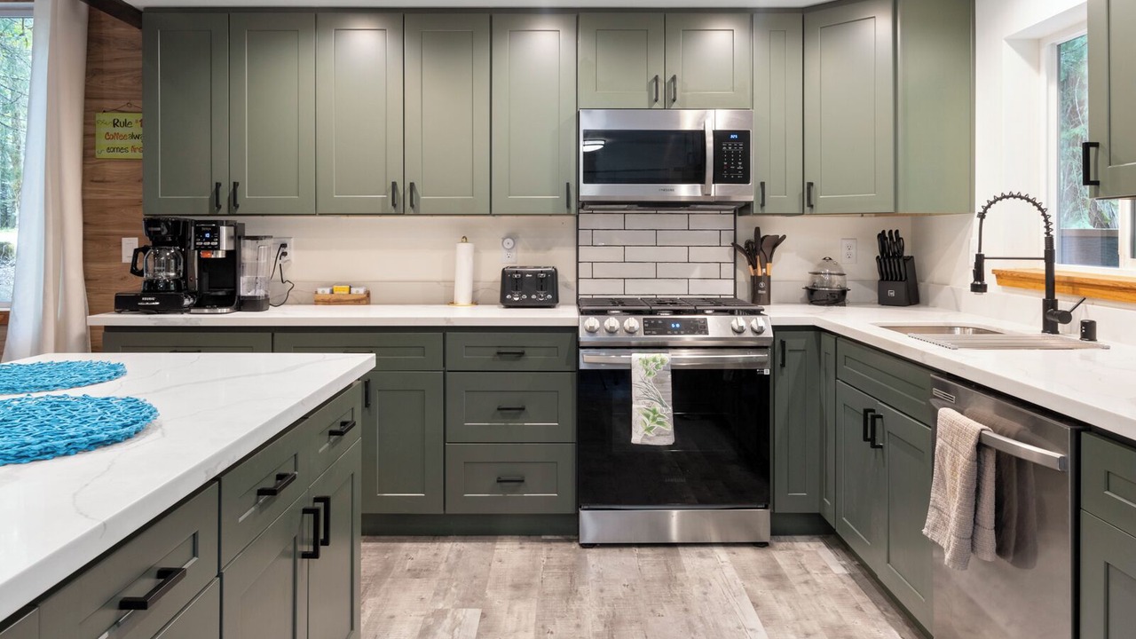 Photo of Kitchen in Nisqually Park