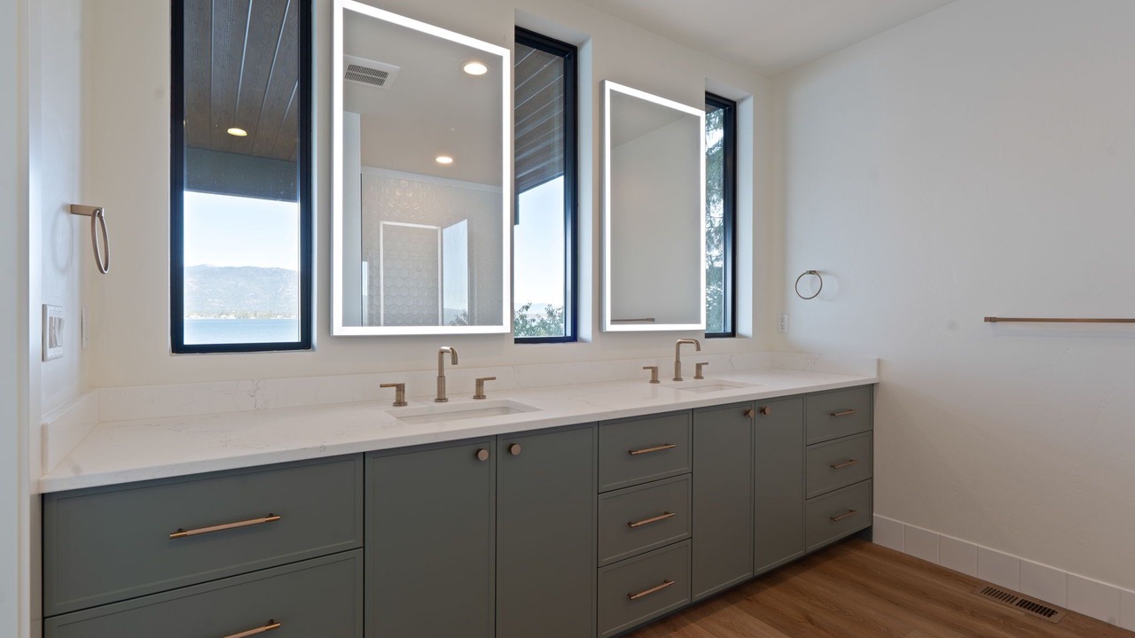 Photo of Bathroom in Sandpoint