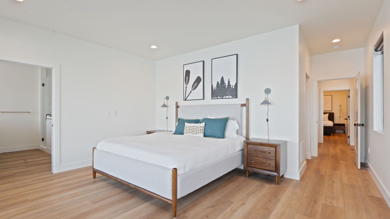 Photo of Bedroom in Sandpoint