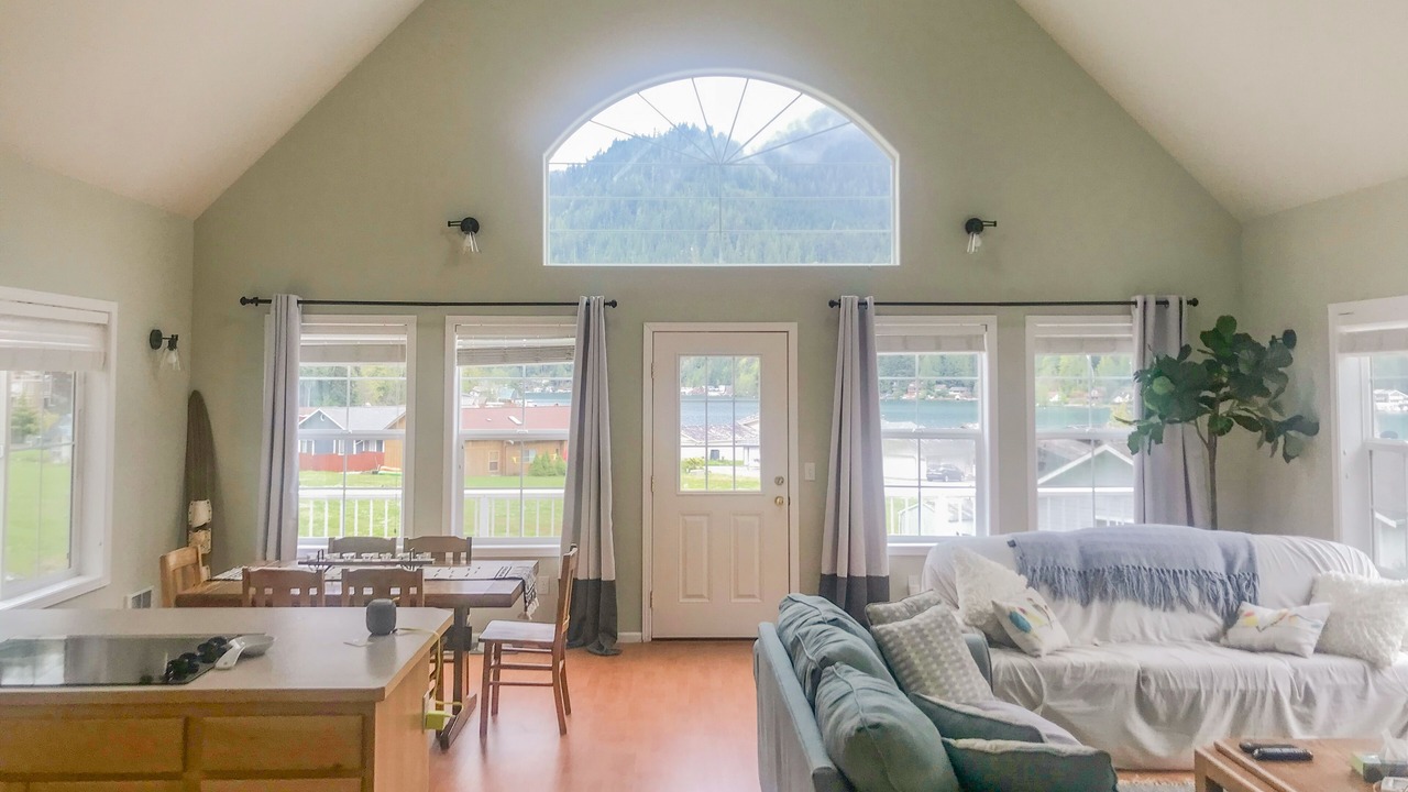 Photo of Livingroom in Maple Grove