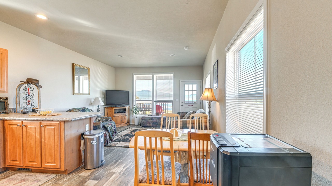 Photo of Livingroom in Chiloquin