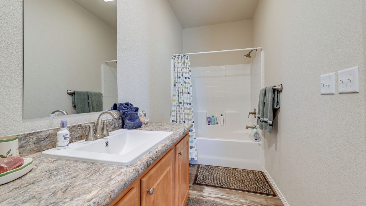 Photo of Bathroom in Chiloquin