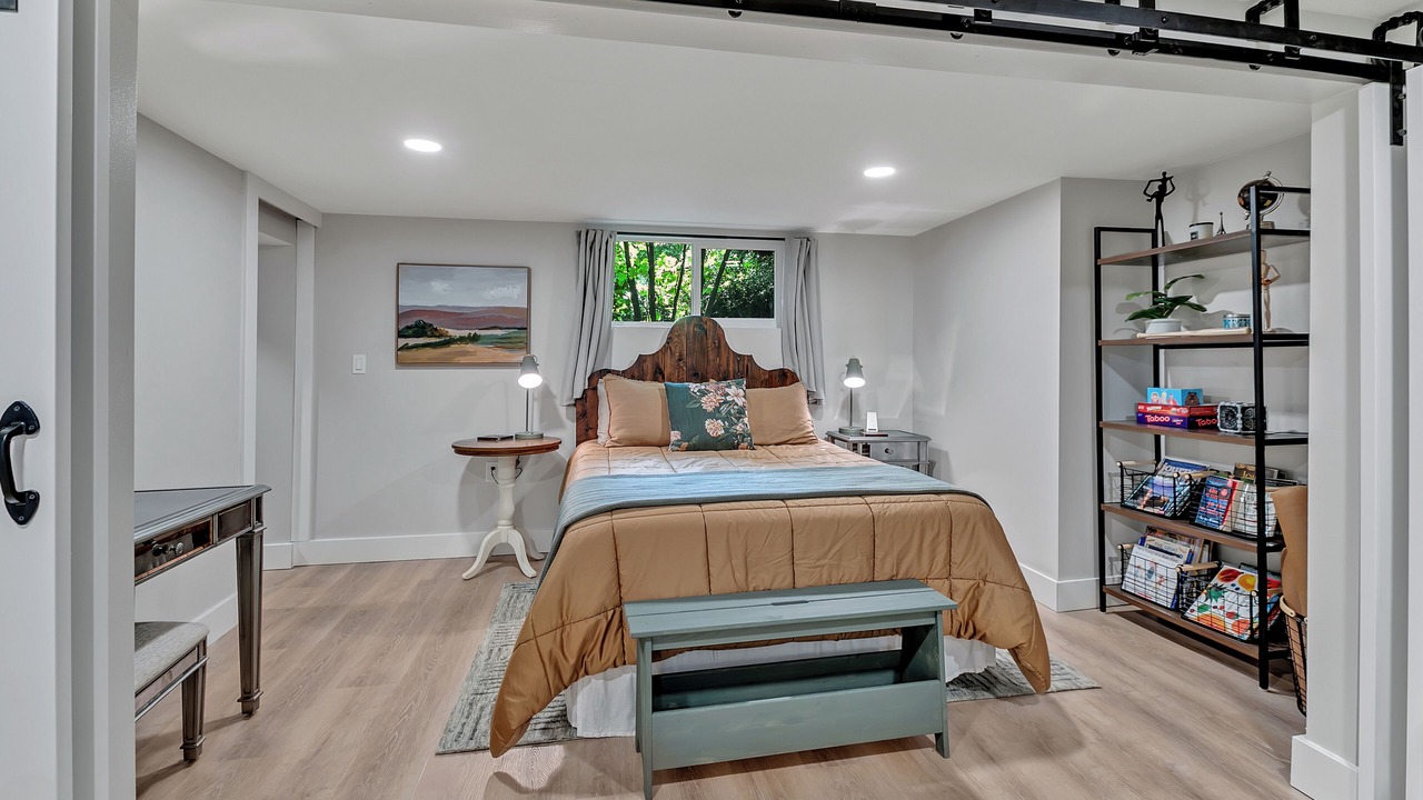 Photo of Bedroom in Stadium District