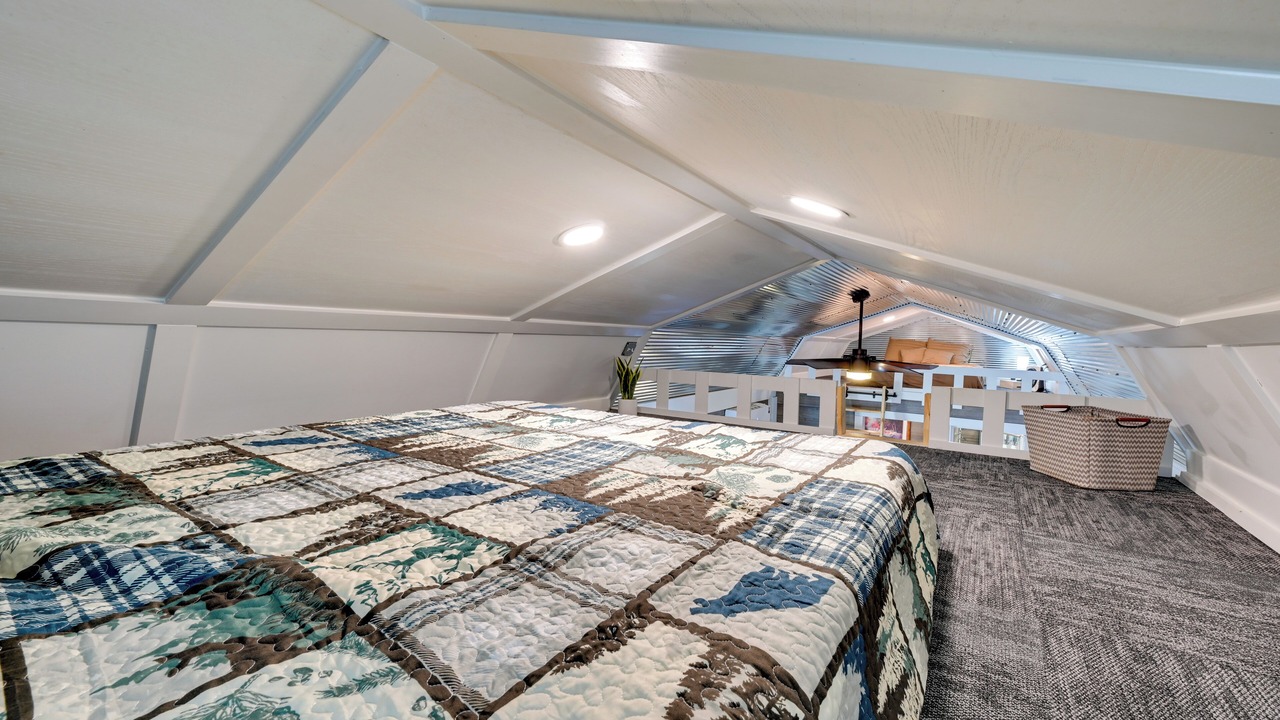 Photo of Bedroom in Austinville