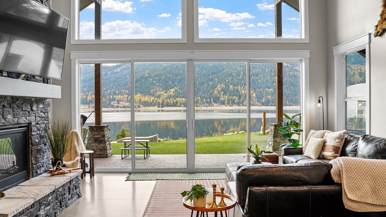 Photo of Livingroom in Tamarack Resort