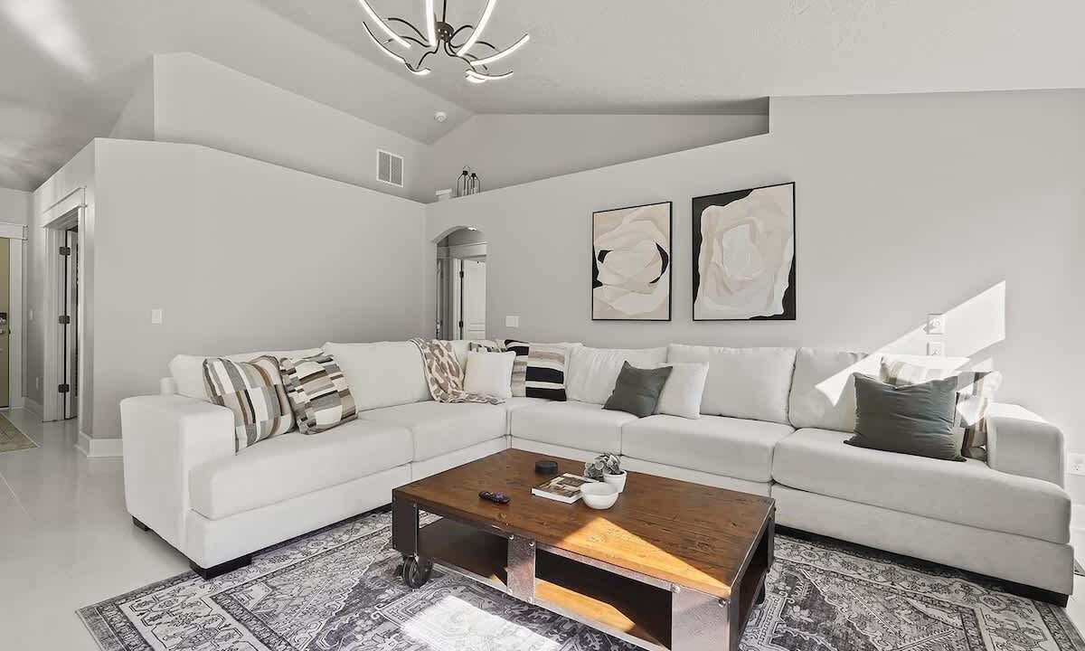 Photo of Livingroom in Southwest Ada County Alliance