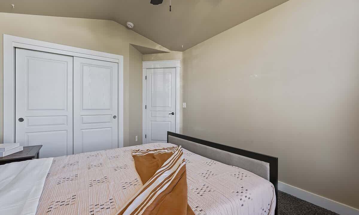 Photo of Bedroom in Southwest Ada County Alliance
