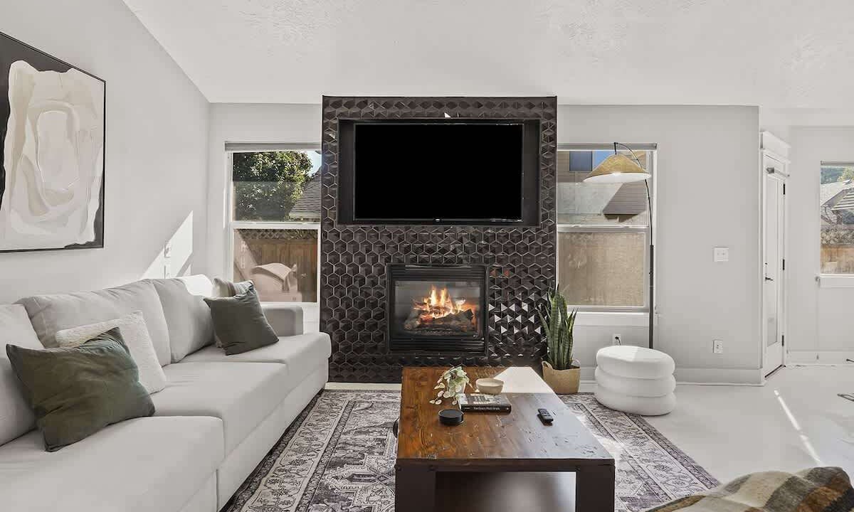Photo of Livingroom in Southwest Ada County Alliance