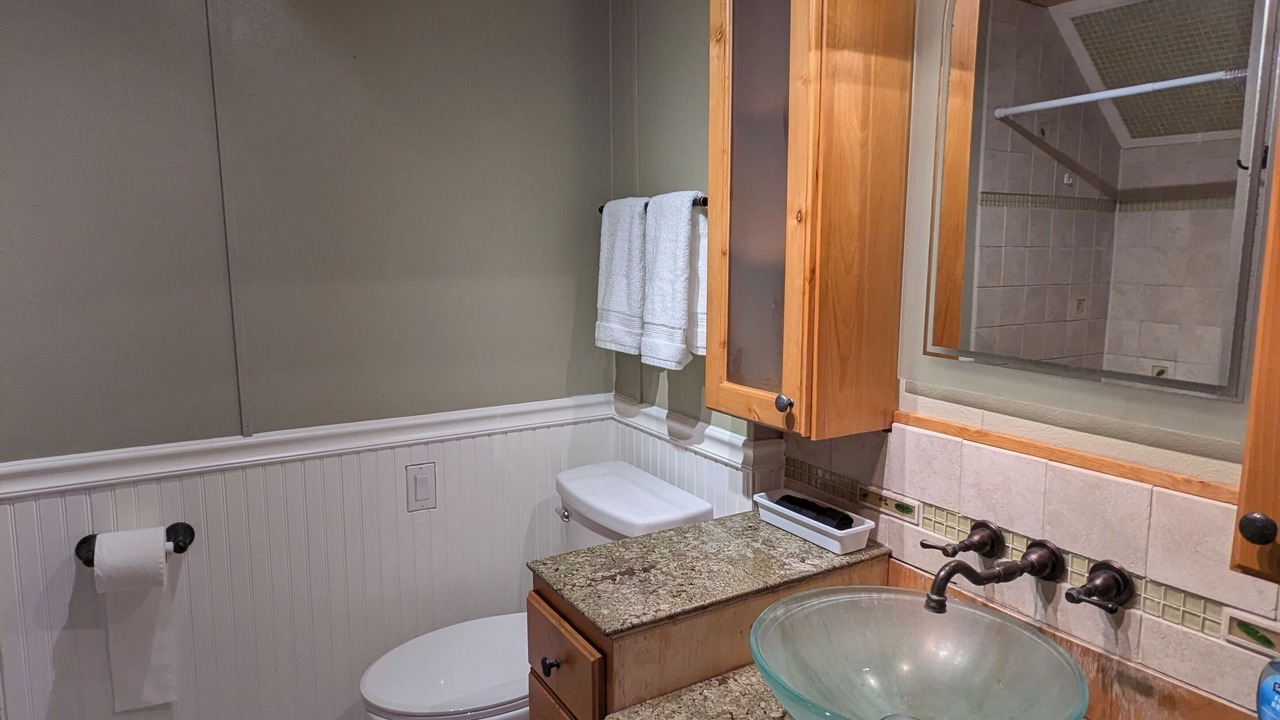 Photo of Bathroom in Eatonville