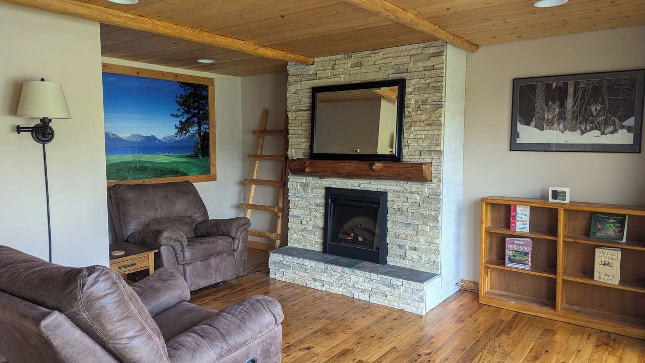 Photo of Livingroom in Eatonville