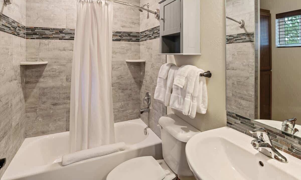Photo of Bathroom in Dover Bay