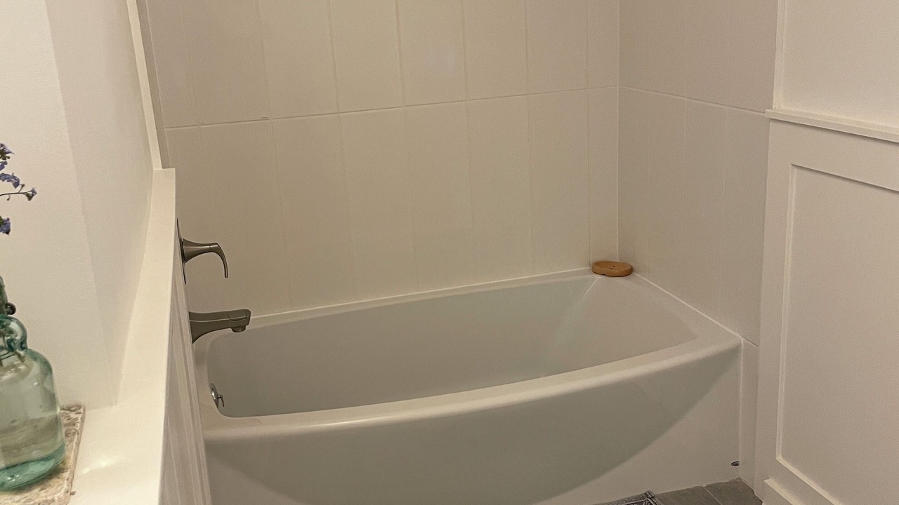 Photo of Bathroom in Point Roberts