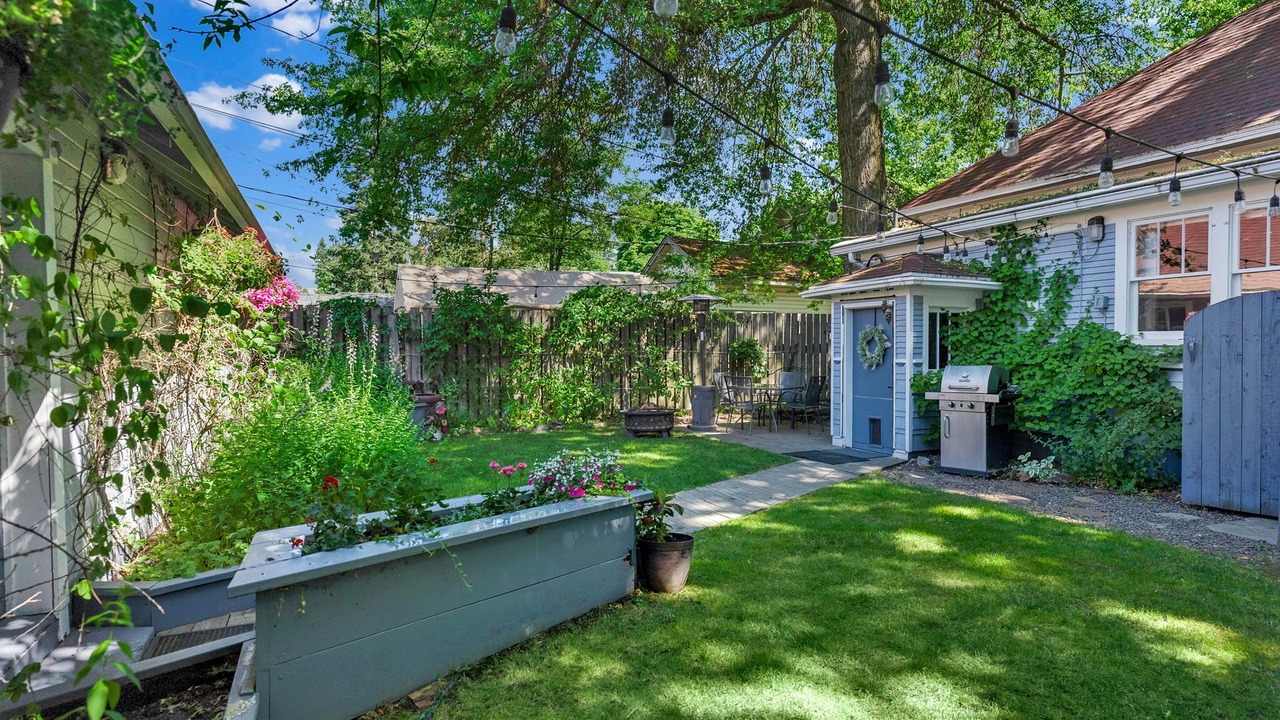 Photo of Outdoor in Garden District