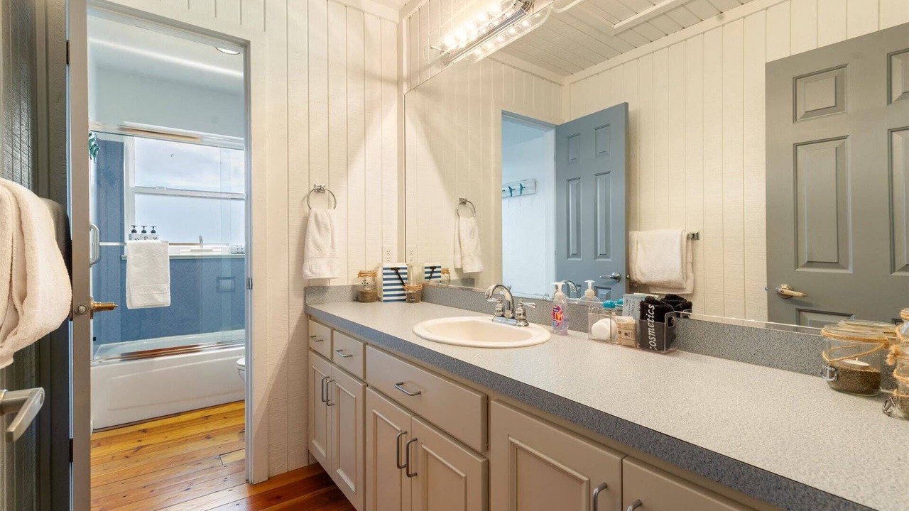 Photo of Bathroom in Worley