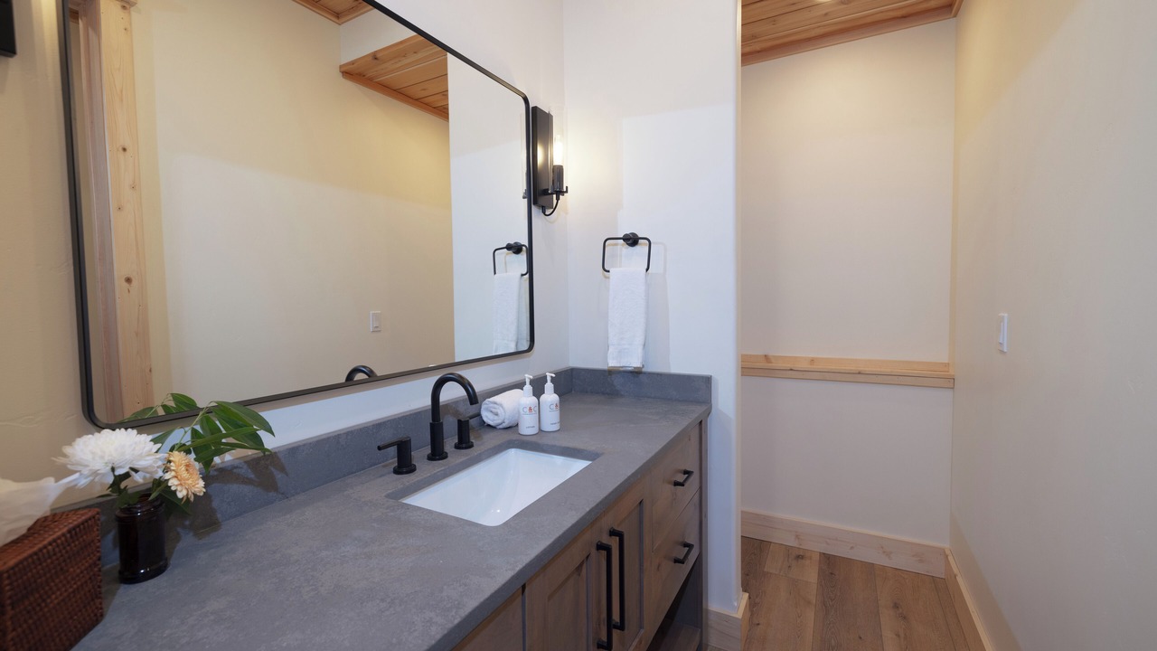 Photo of Bathroom in Victor