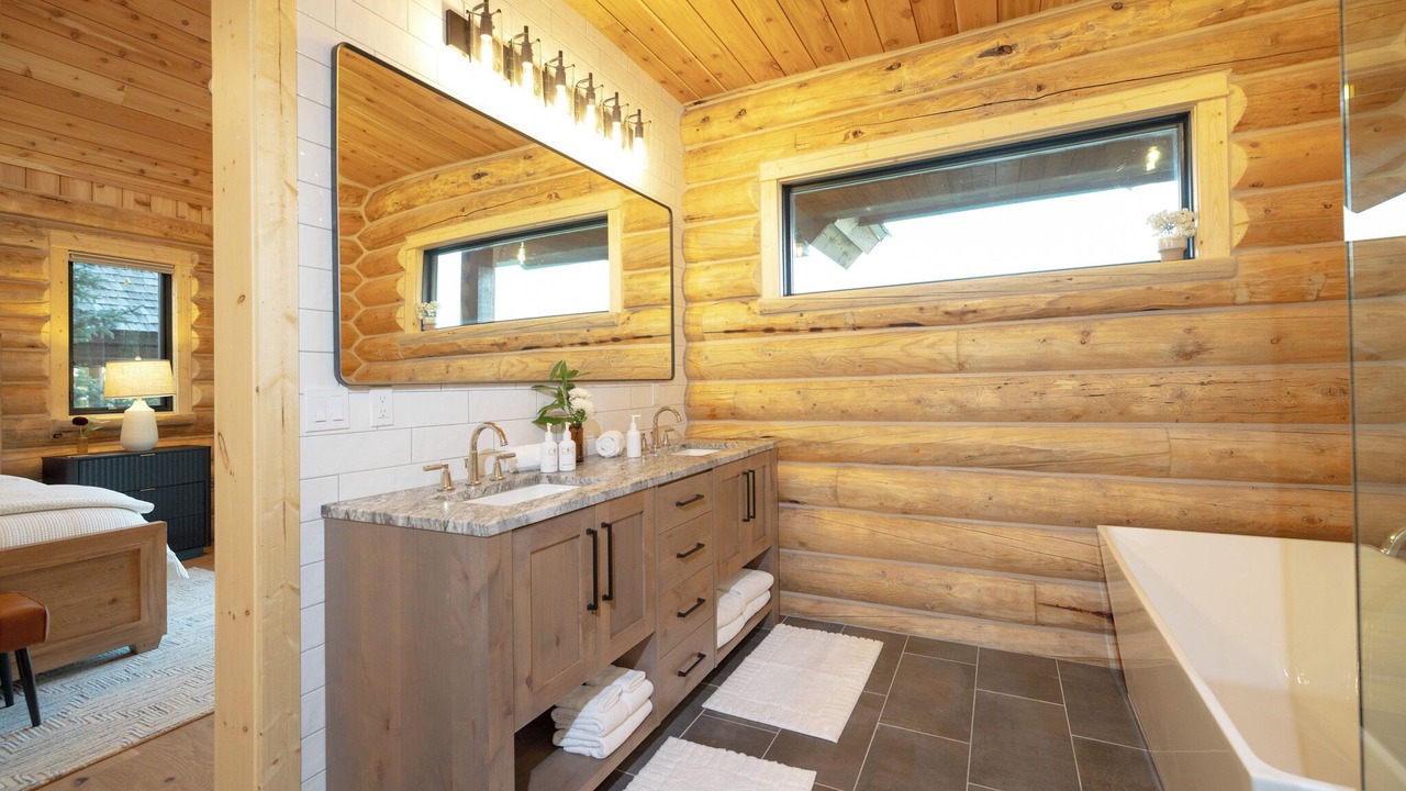 Photo of Bathroom in Victor