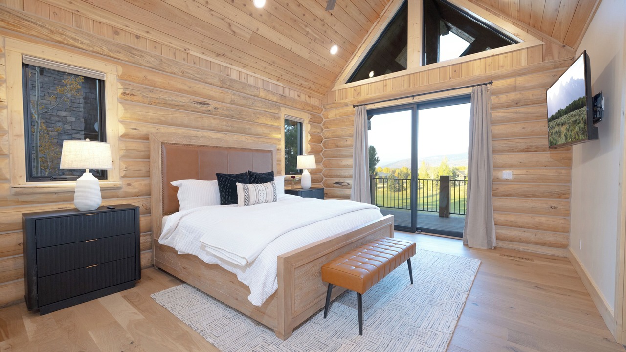 Photo of Bedroom in Victor