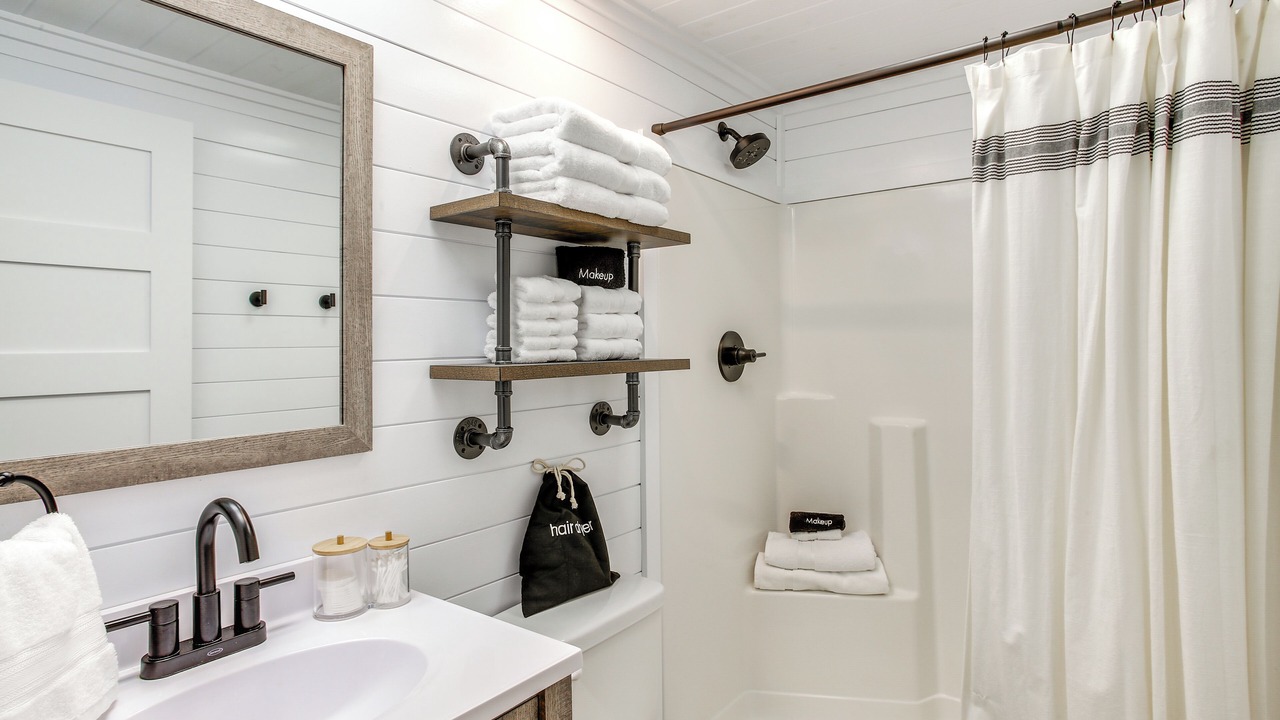 Photo of Bathroom in Worley