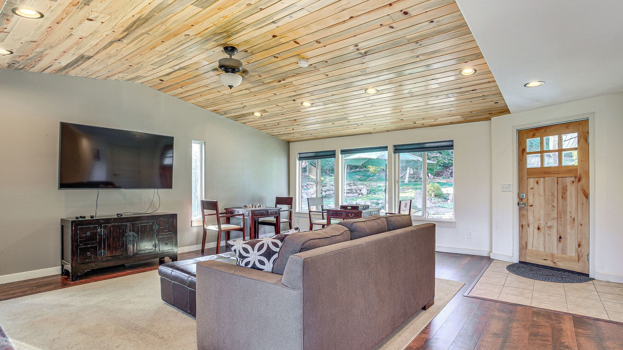 Photo of Livingroom in Stevenson