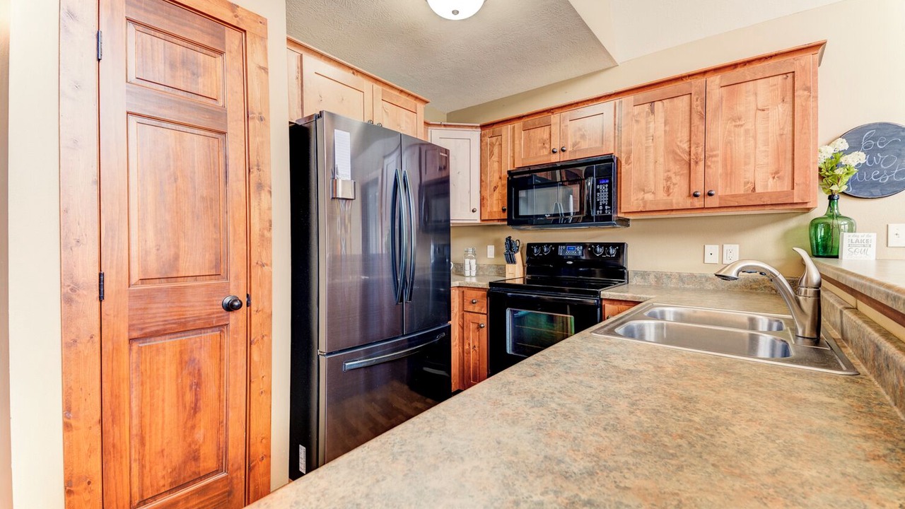 Photo of Kitchen in Spirit Lake