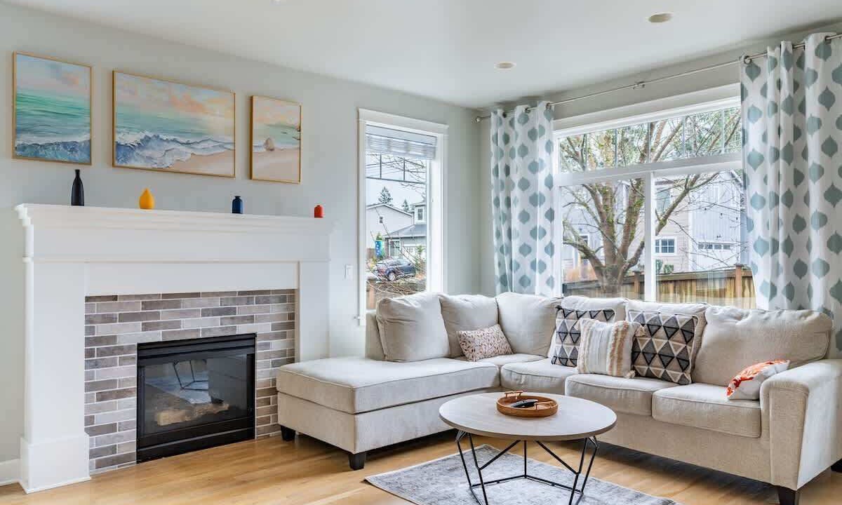 Photo of Livingroom in Edmonds