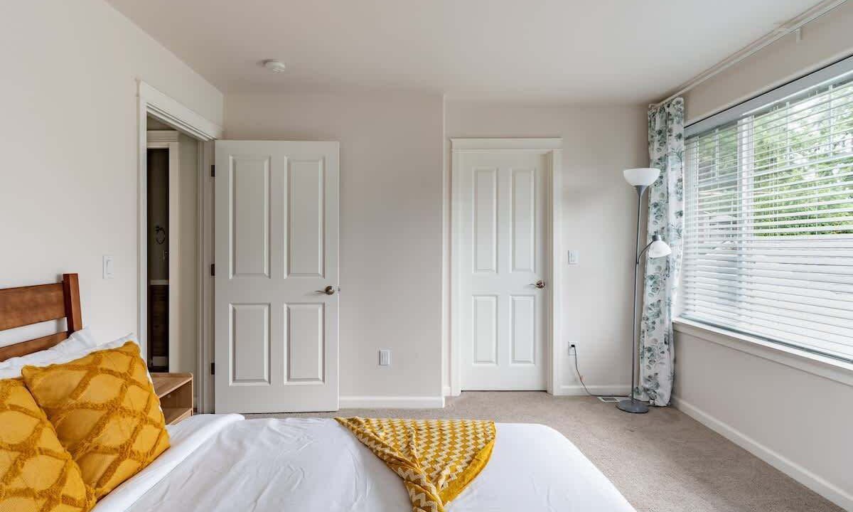 Photo of Bedroom in Edmonds