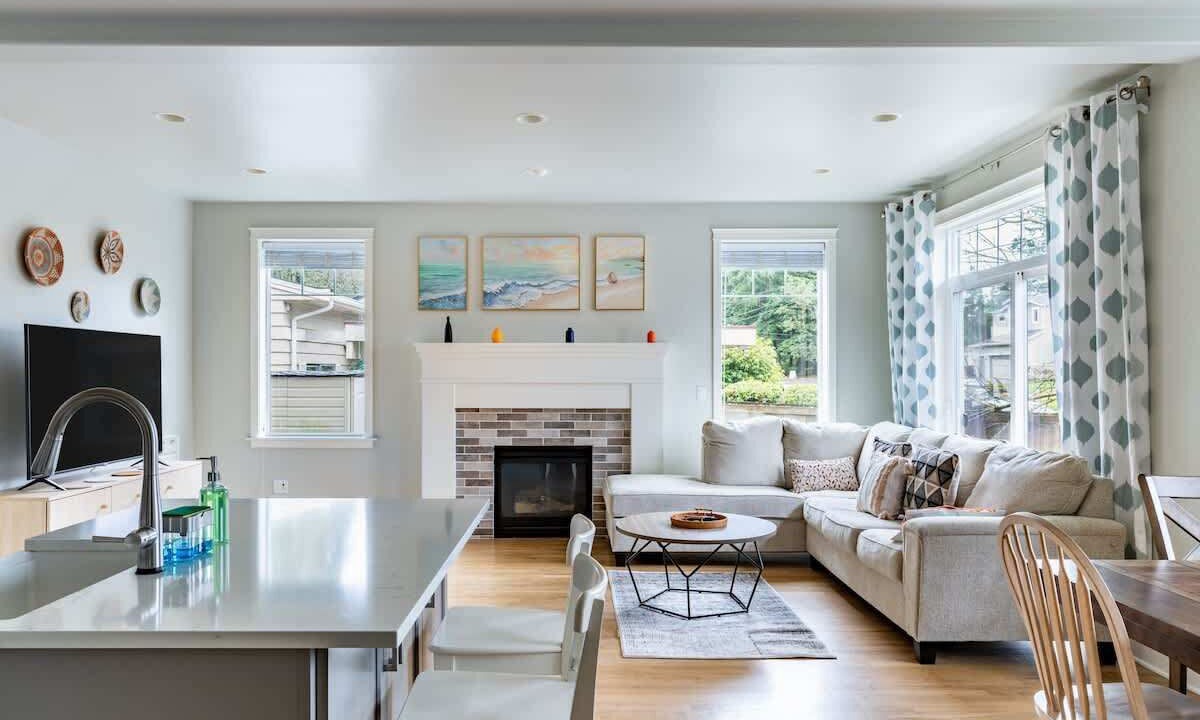 Photo of Livingroom in Edmonds
