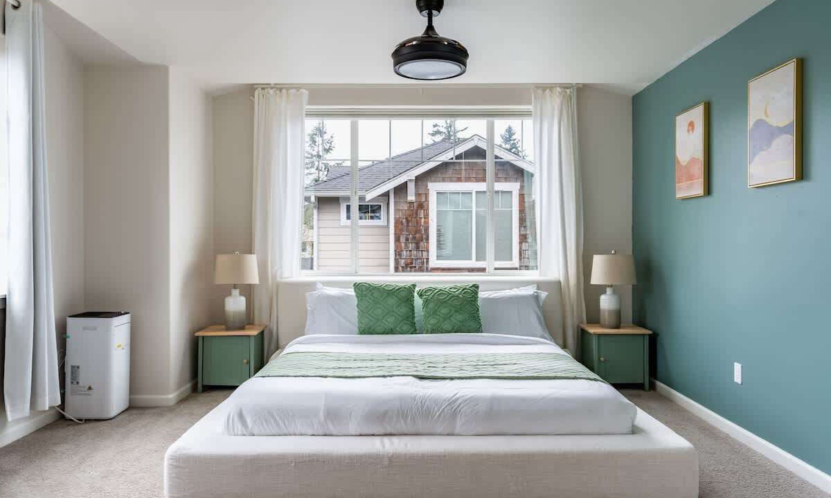 Photo of Bedroom in Edmonds