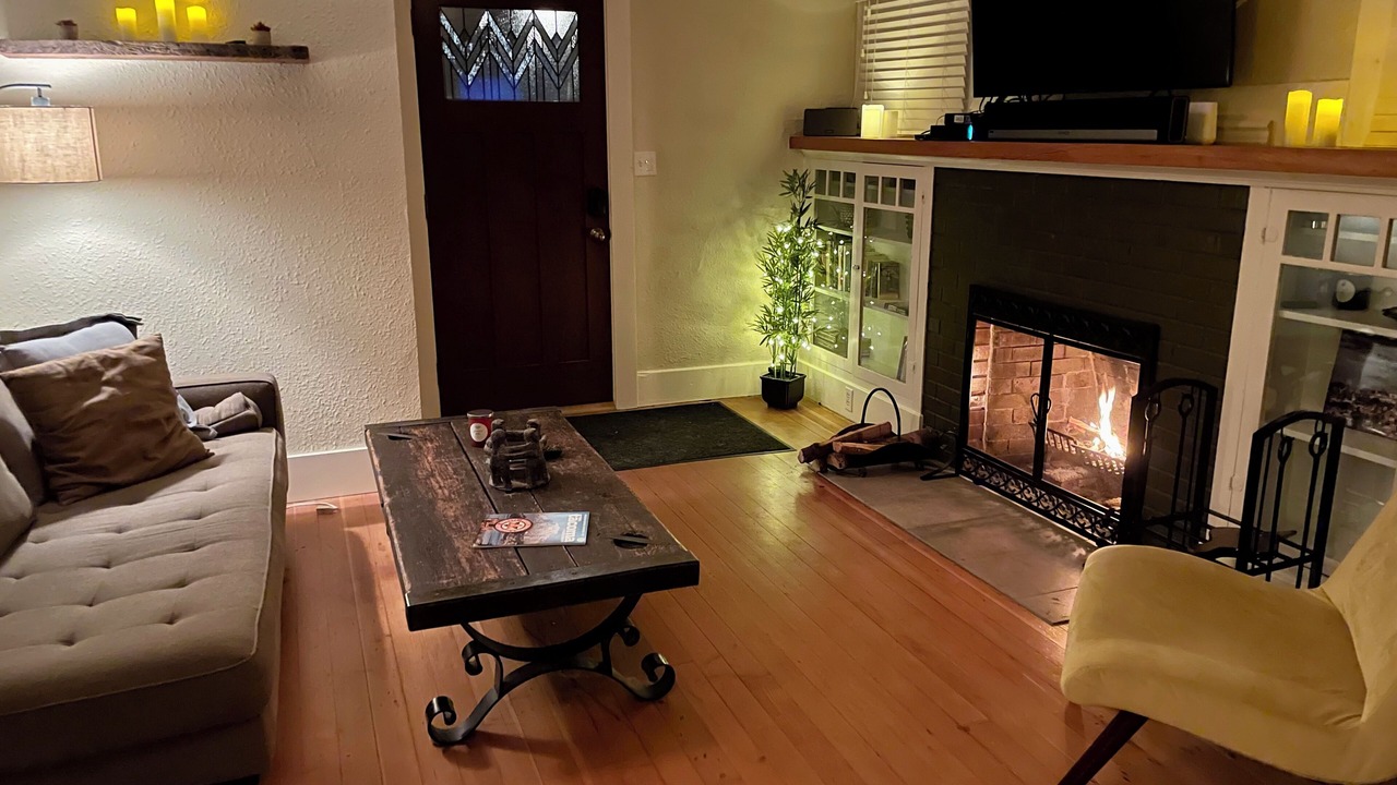 Photo of Livingroom in Central Tacoma