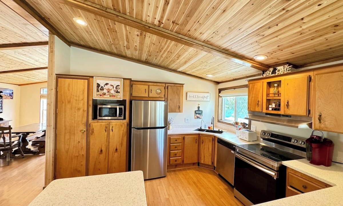 Photo of Kitchen in Sunland Estates
