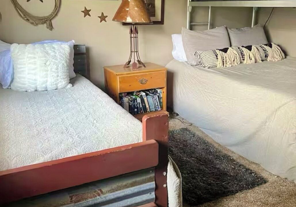 Photo of Bedroom in Scottsburg