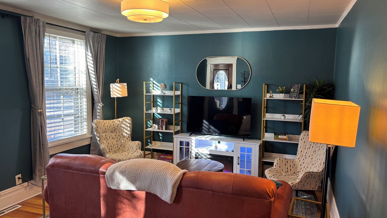 Photo of Livingroom in North End