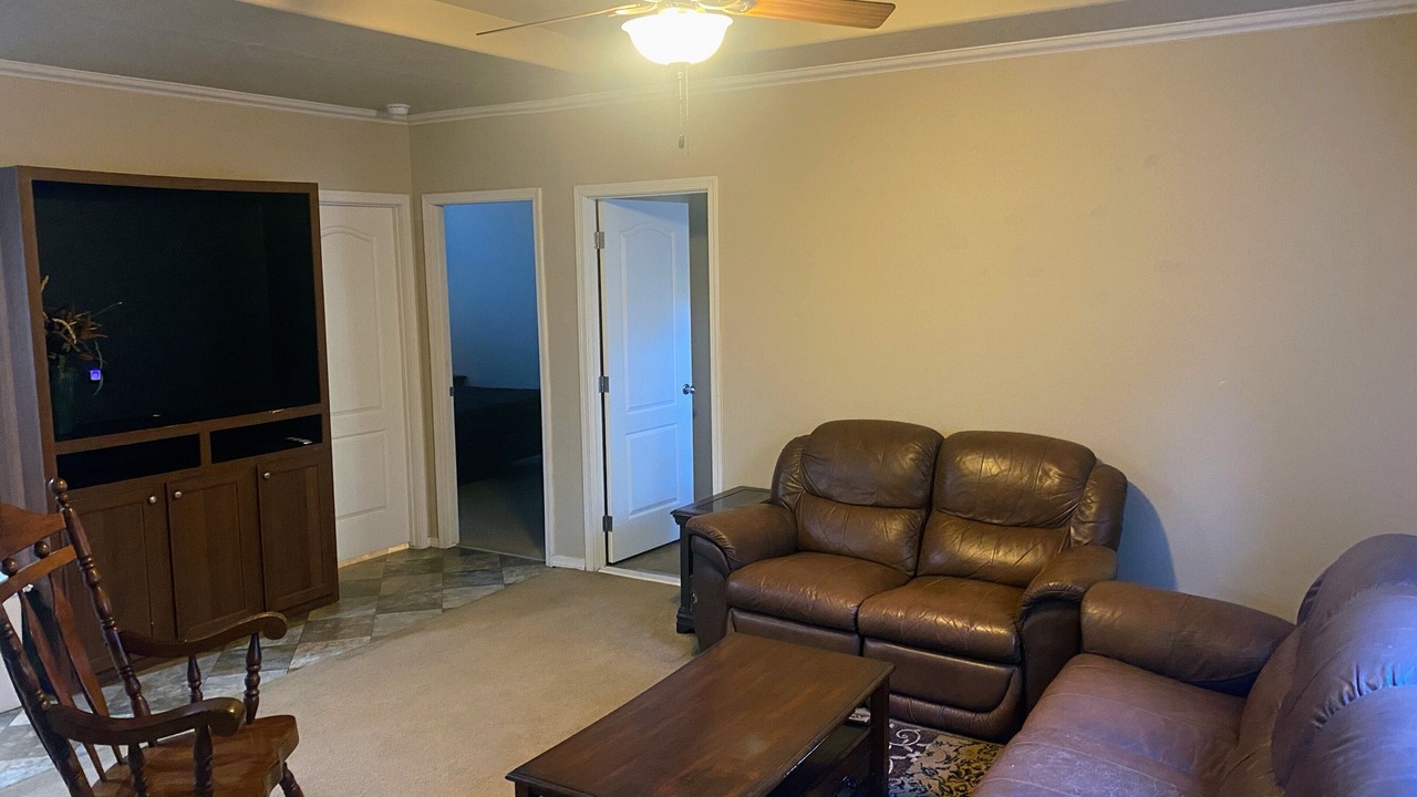 Photo of Livingroom in Forks