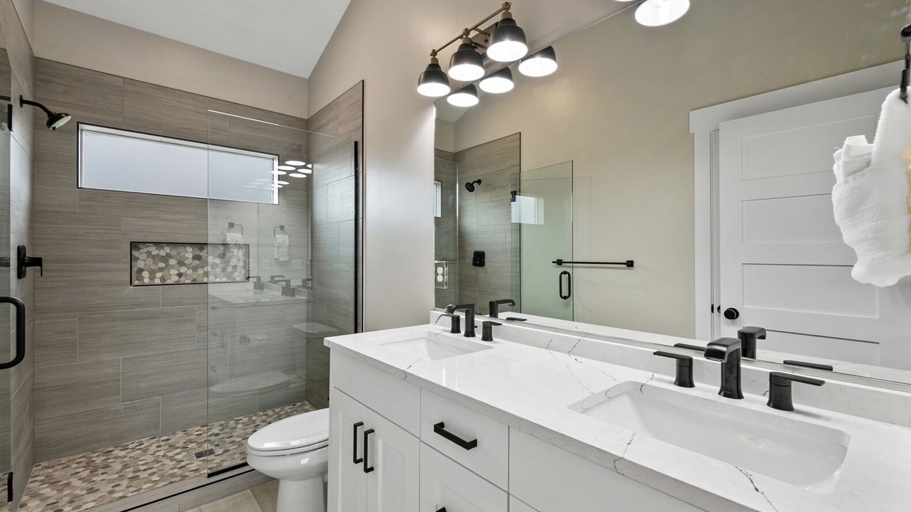 Photo of Bathroom in Fish Haven