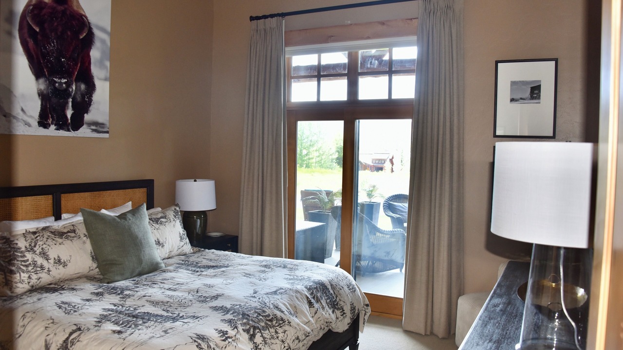 Photo of Bedroom in Victor