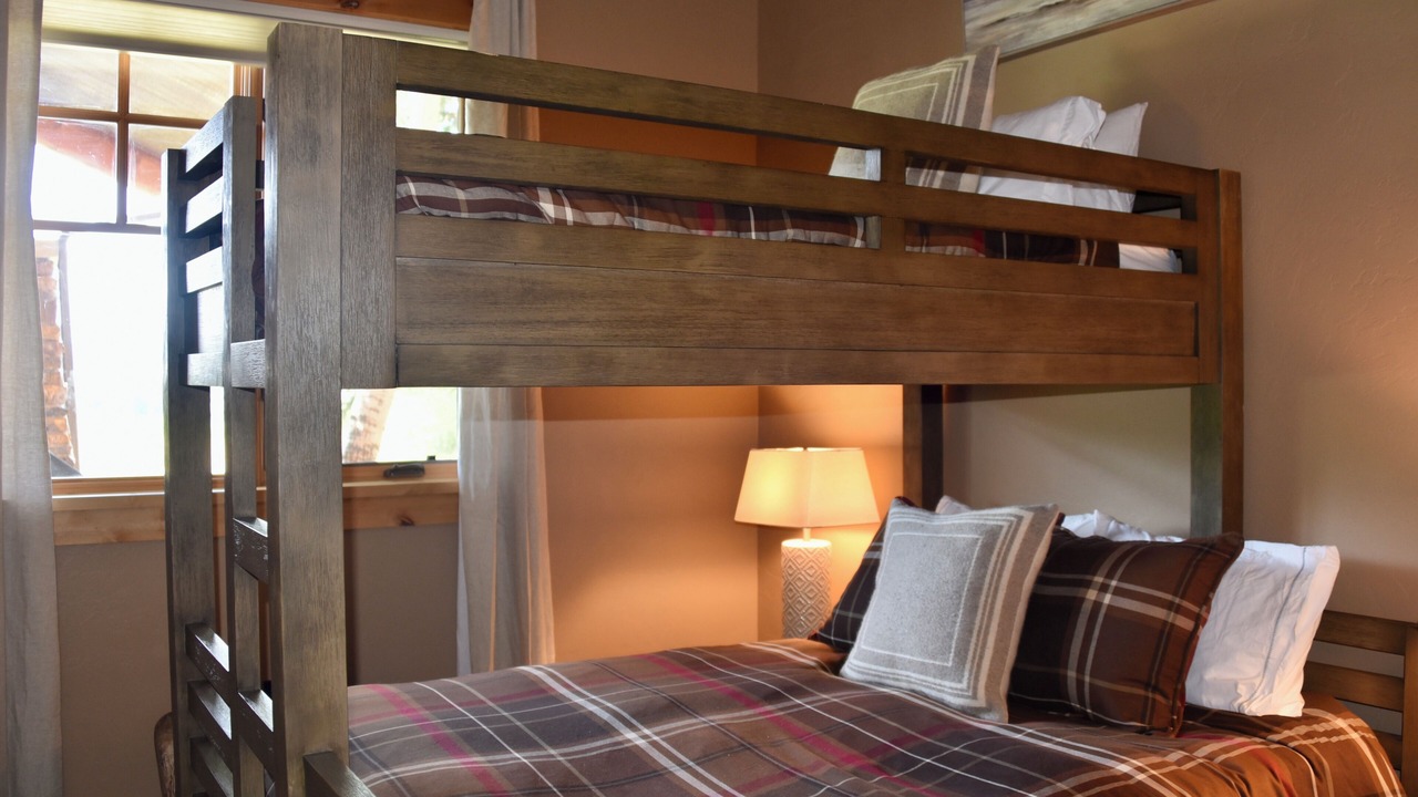 Photo of Bedroom in Victor