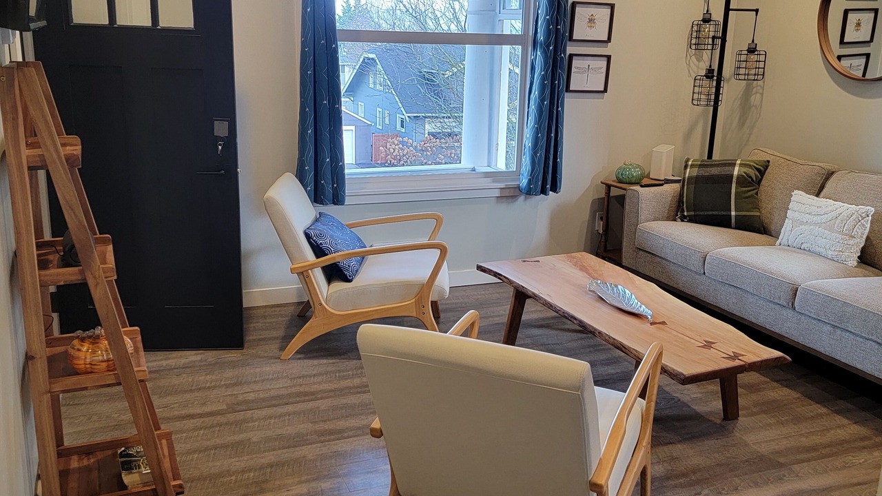 Photo of Livingroom in North End