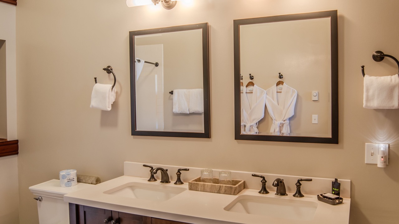 Photo of Bathroom in Port Townsend