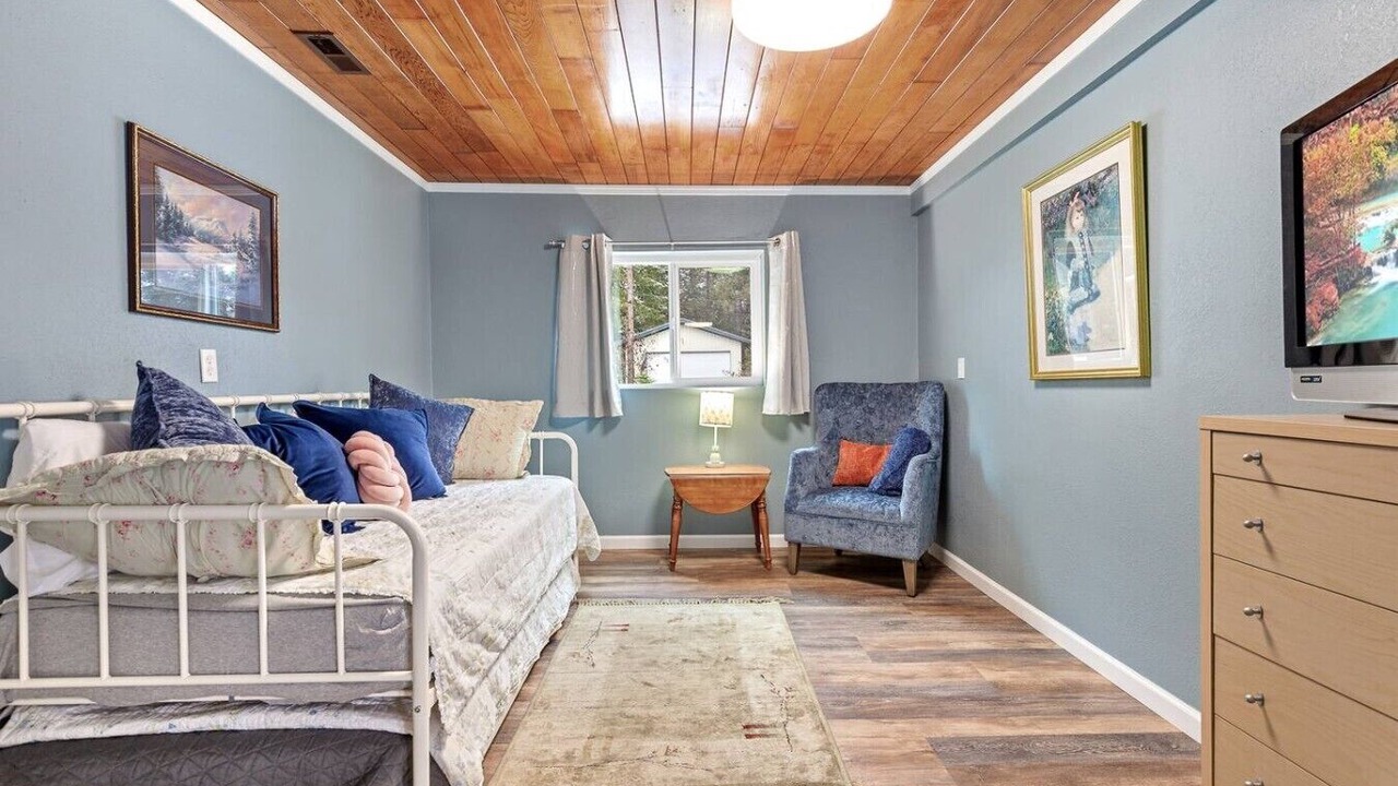 Photo of Bedroom in Bayview