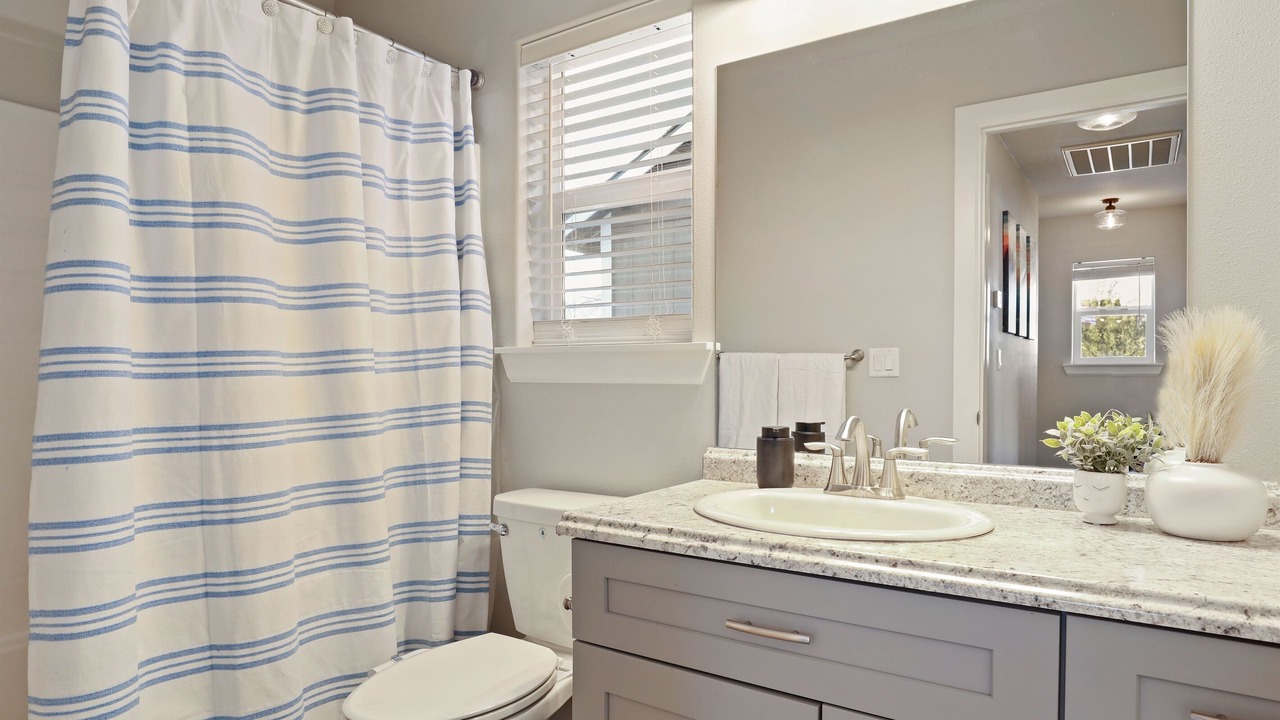 Photo of Bathroom in Chelan
