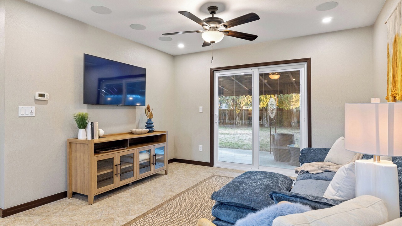 Photo of Livingroom in South Richland