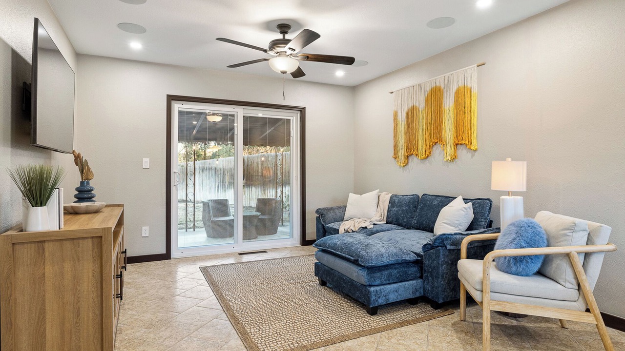 Photo of Livingroom in South Richland