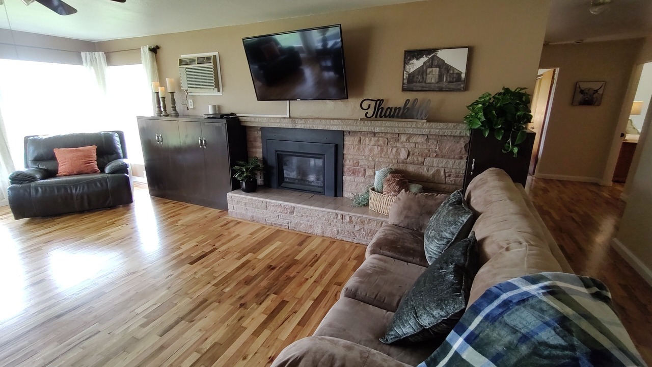 Photo of Livingroom in Amanda Park