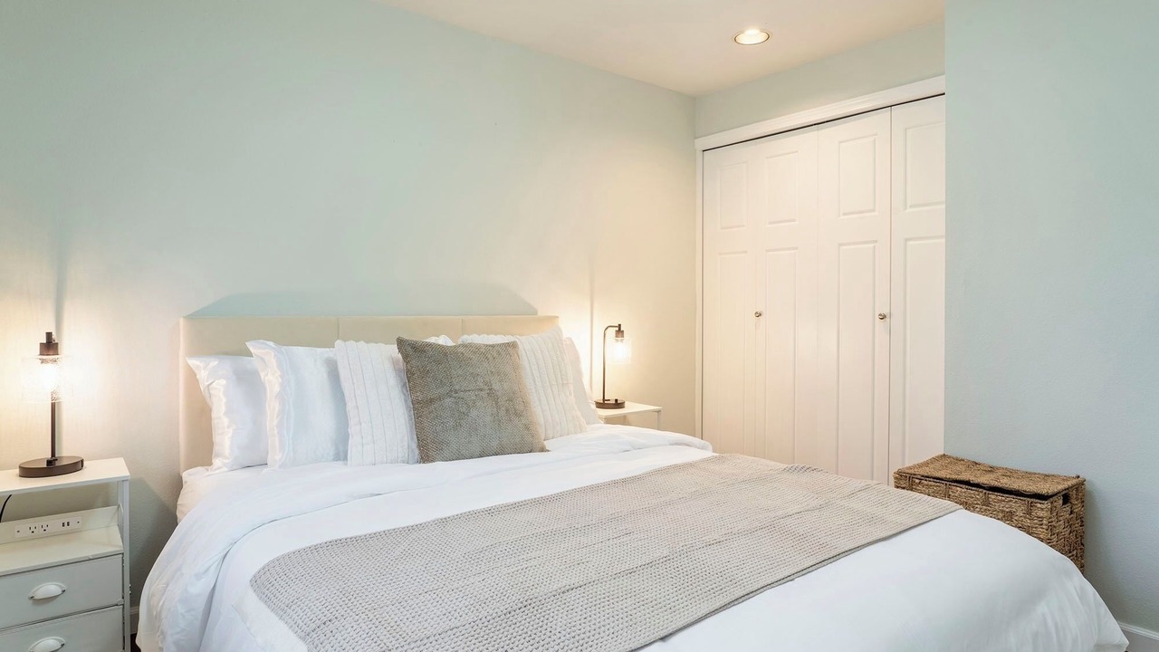 Photo of Bedroom in Overlake