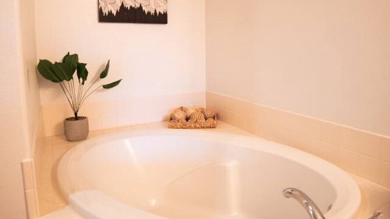Photo of Bathroom in Klamath Falls