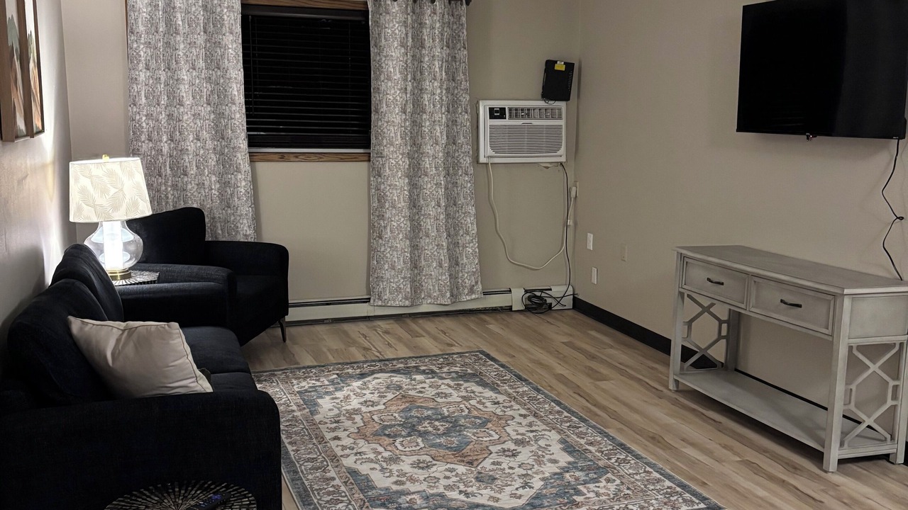 Photo of Livingroom in Cooperstown