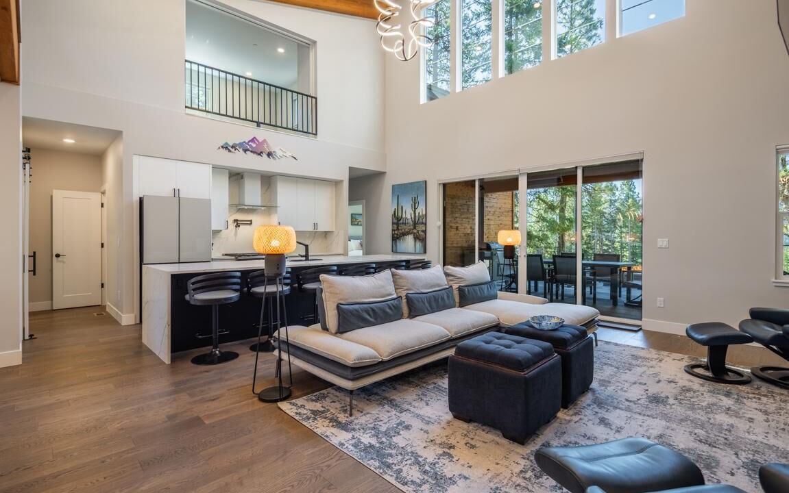 Photo of Livingroom in Cle Elum