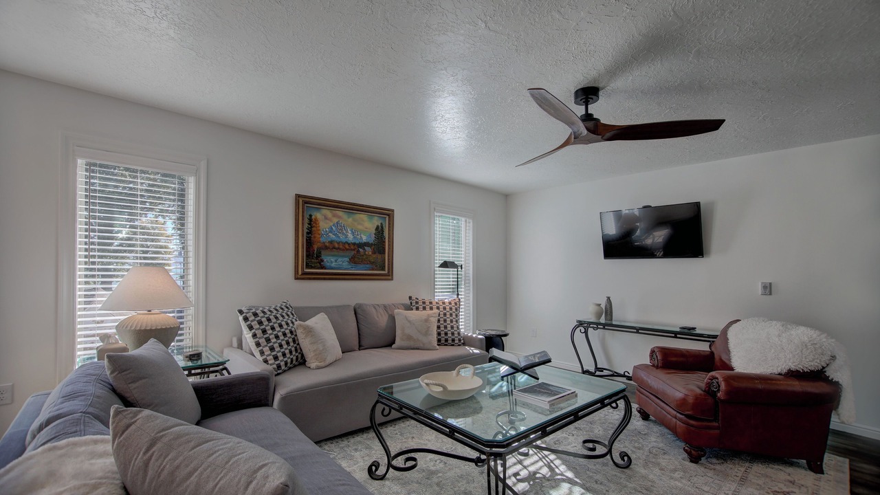 Photo of Livingroom in Fish Haven
