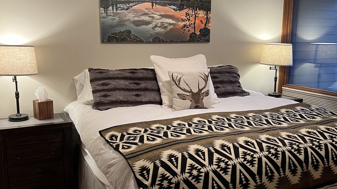 Photo of Bedroom in Overlook Park